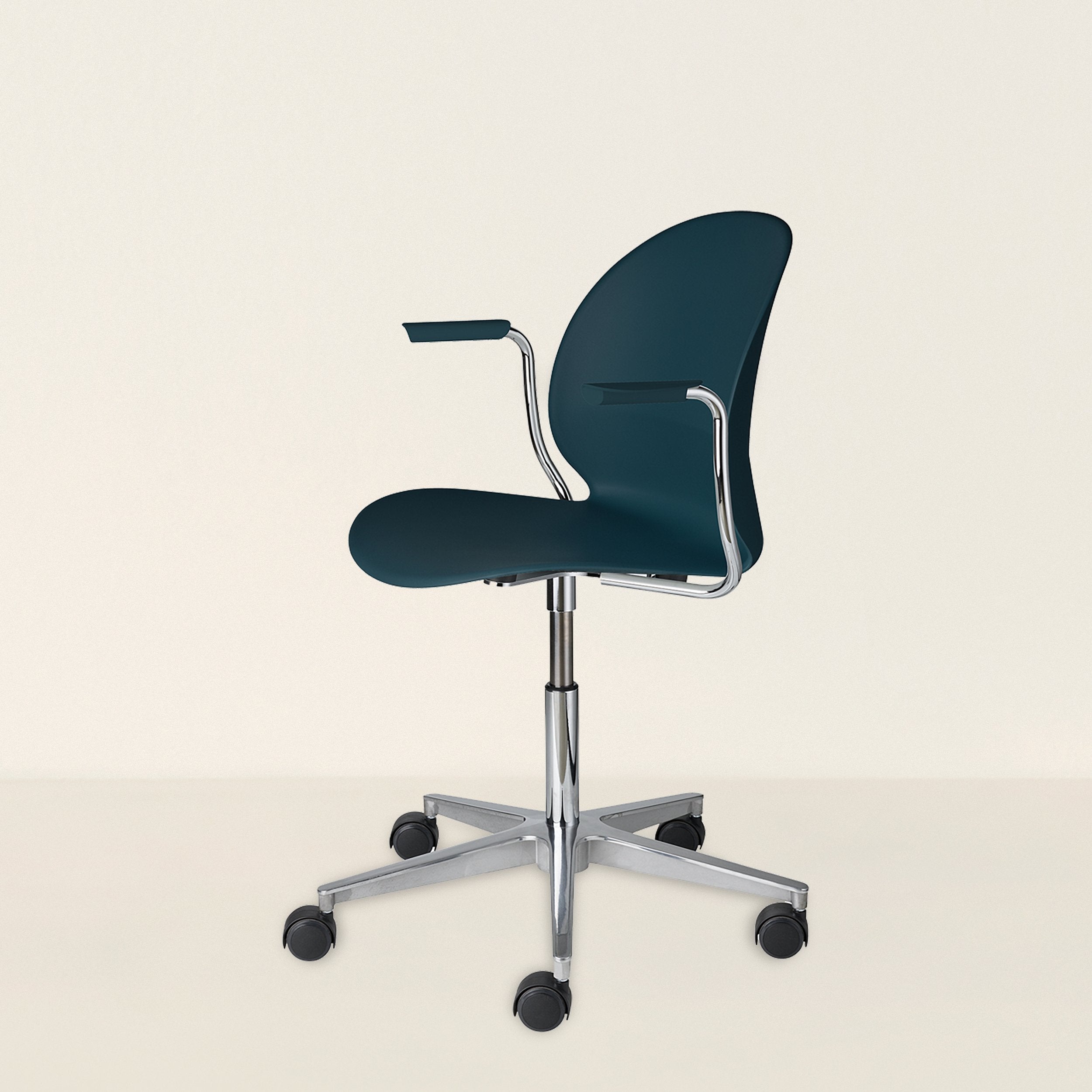 N02 Recycle Swivel Armchair
