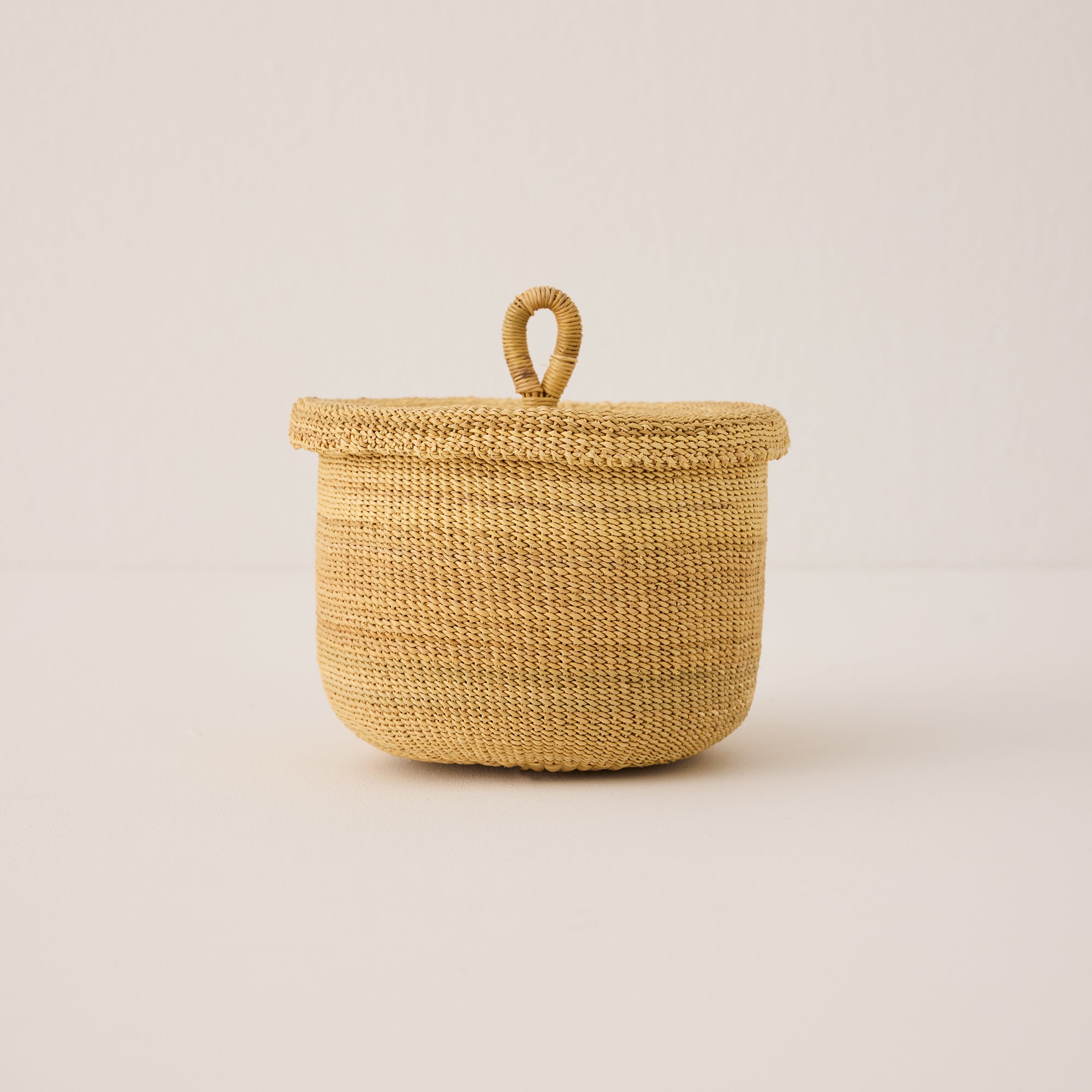 Small Banasco Basket With Lid