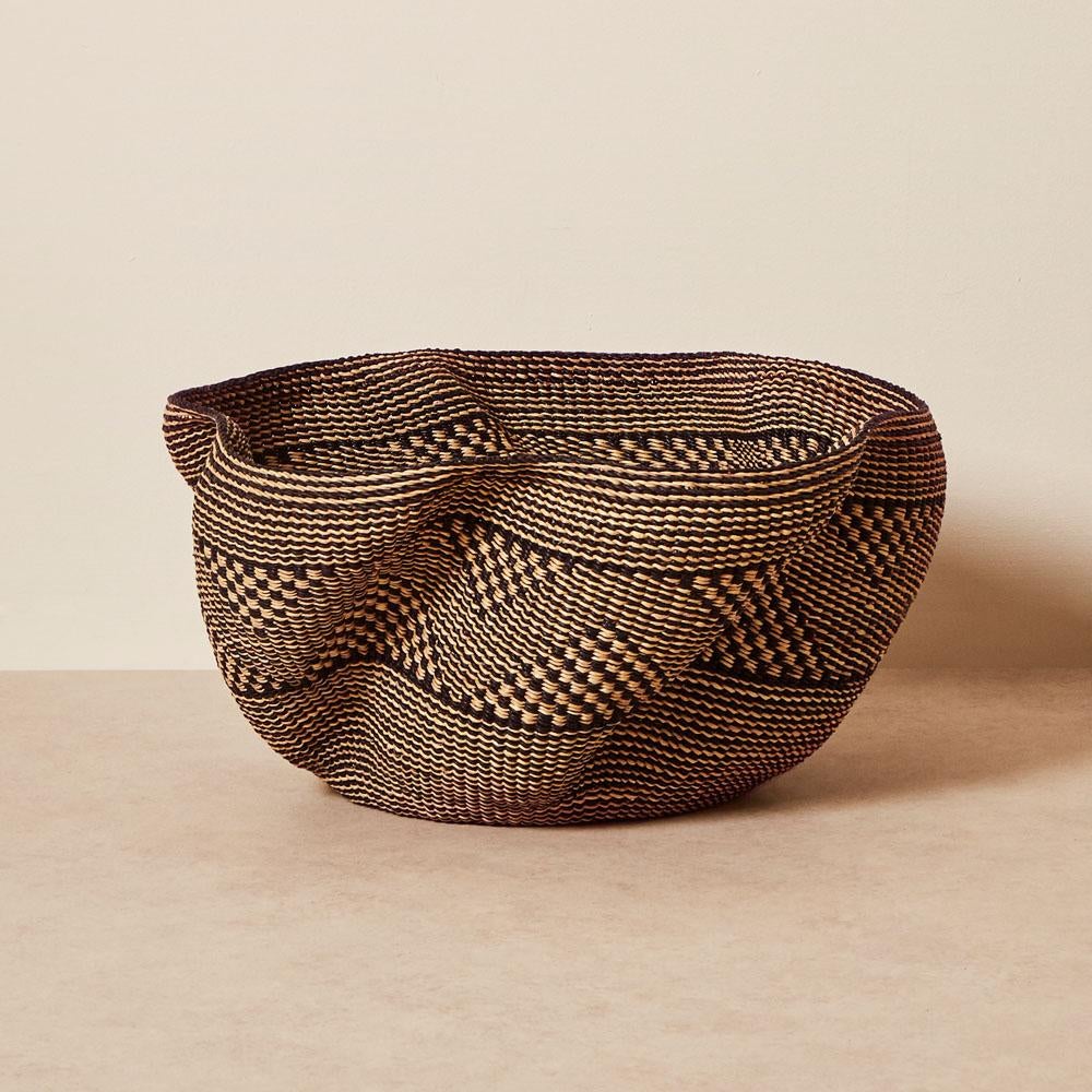 Pakurigo Wave Decor Basket