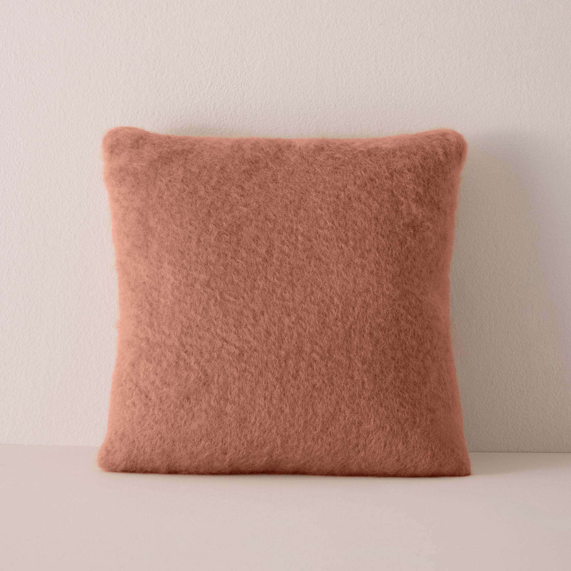 Lisos Cushion Cover