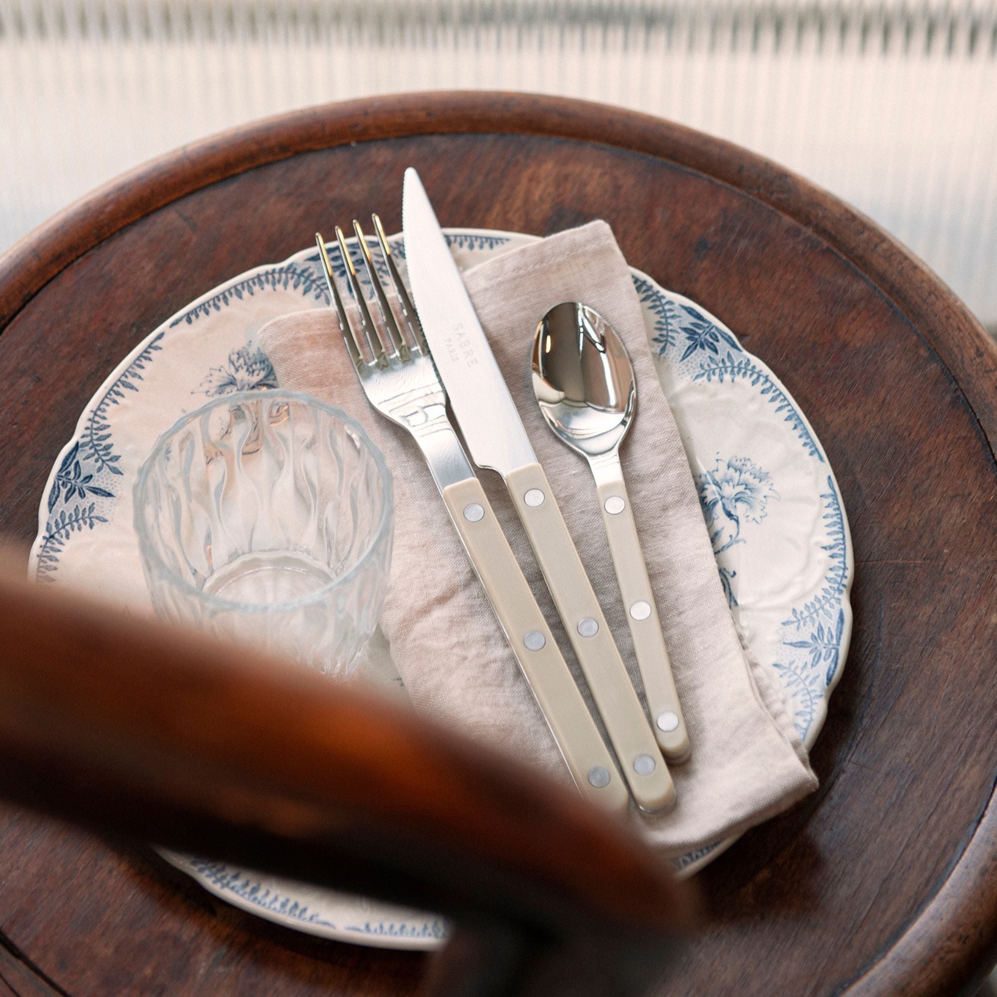Bistrot Solid Flatware - Set of 4