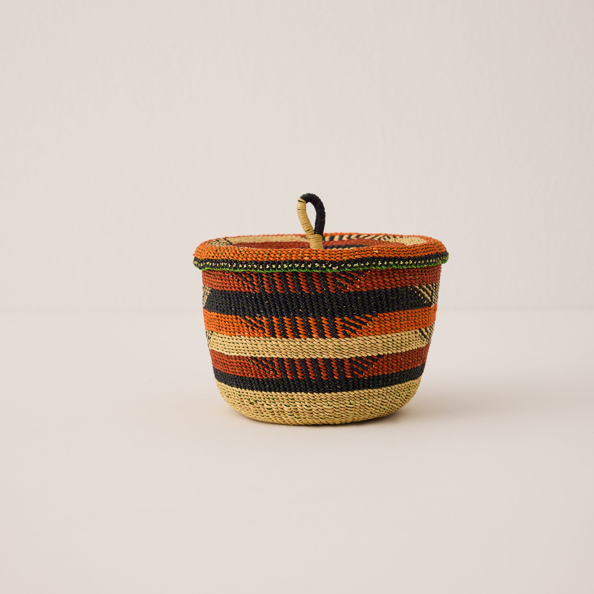 Small Banasco Basket With Lid