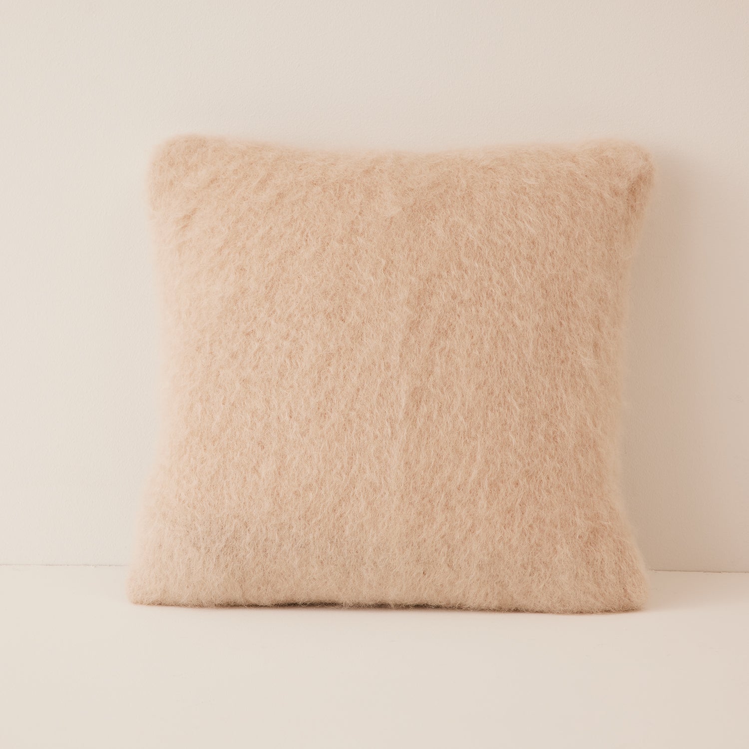 Lisos Cushion Cover